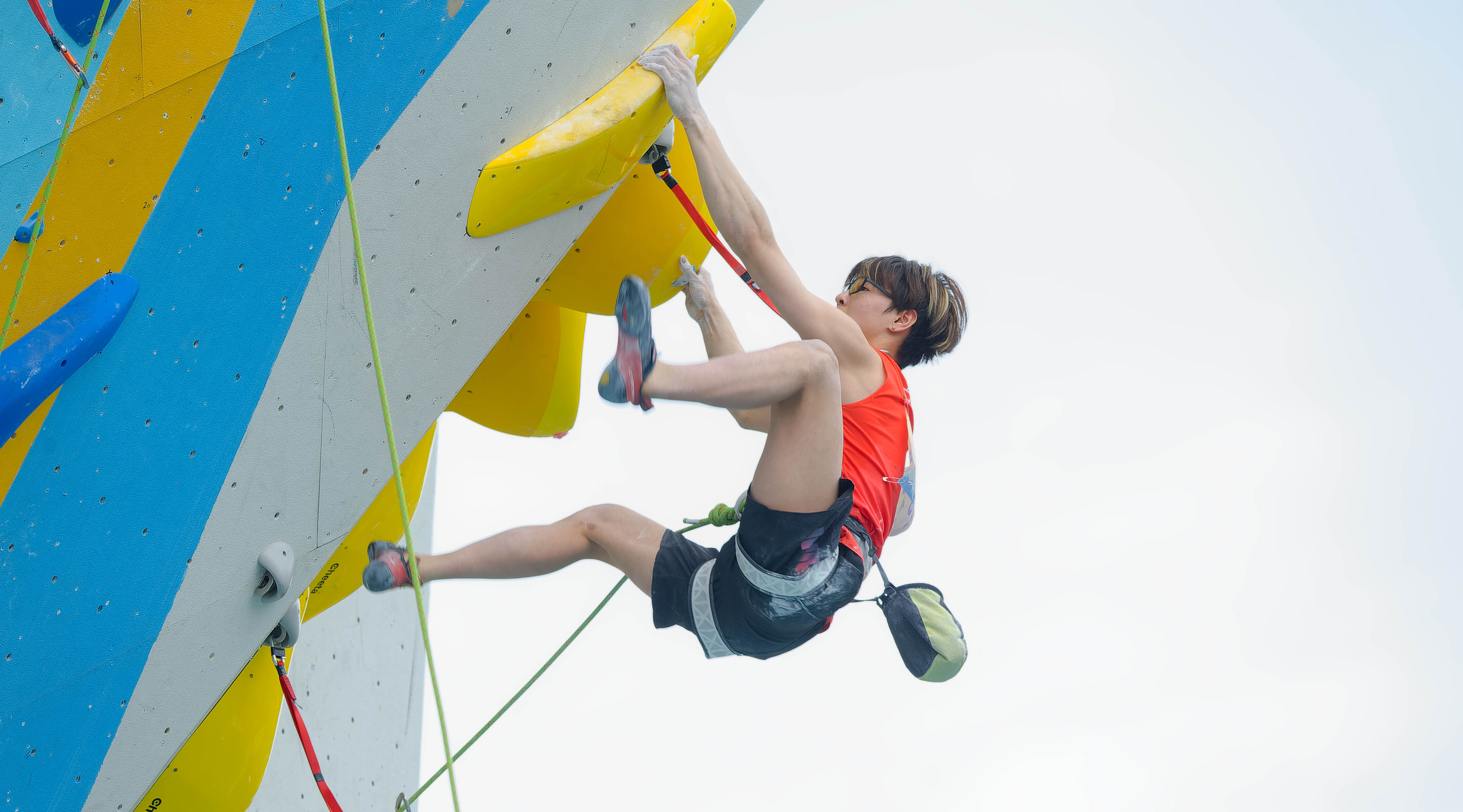 跟队记者：尤文仍在重点关注迈尼昂，球员的续约谈判陷入停滞